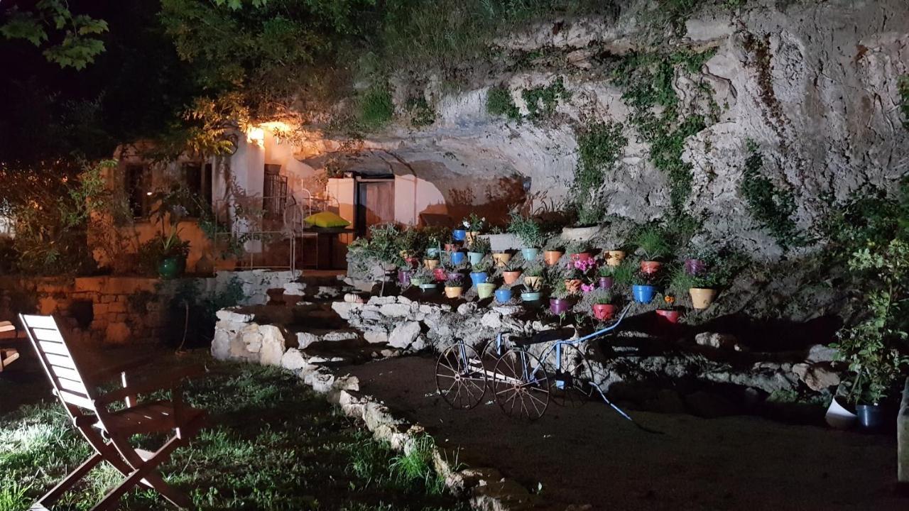 Moulin De Bonfilhon Bed & Breakfast Cornillon-Confoux Luaran gambar
