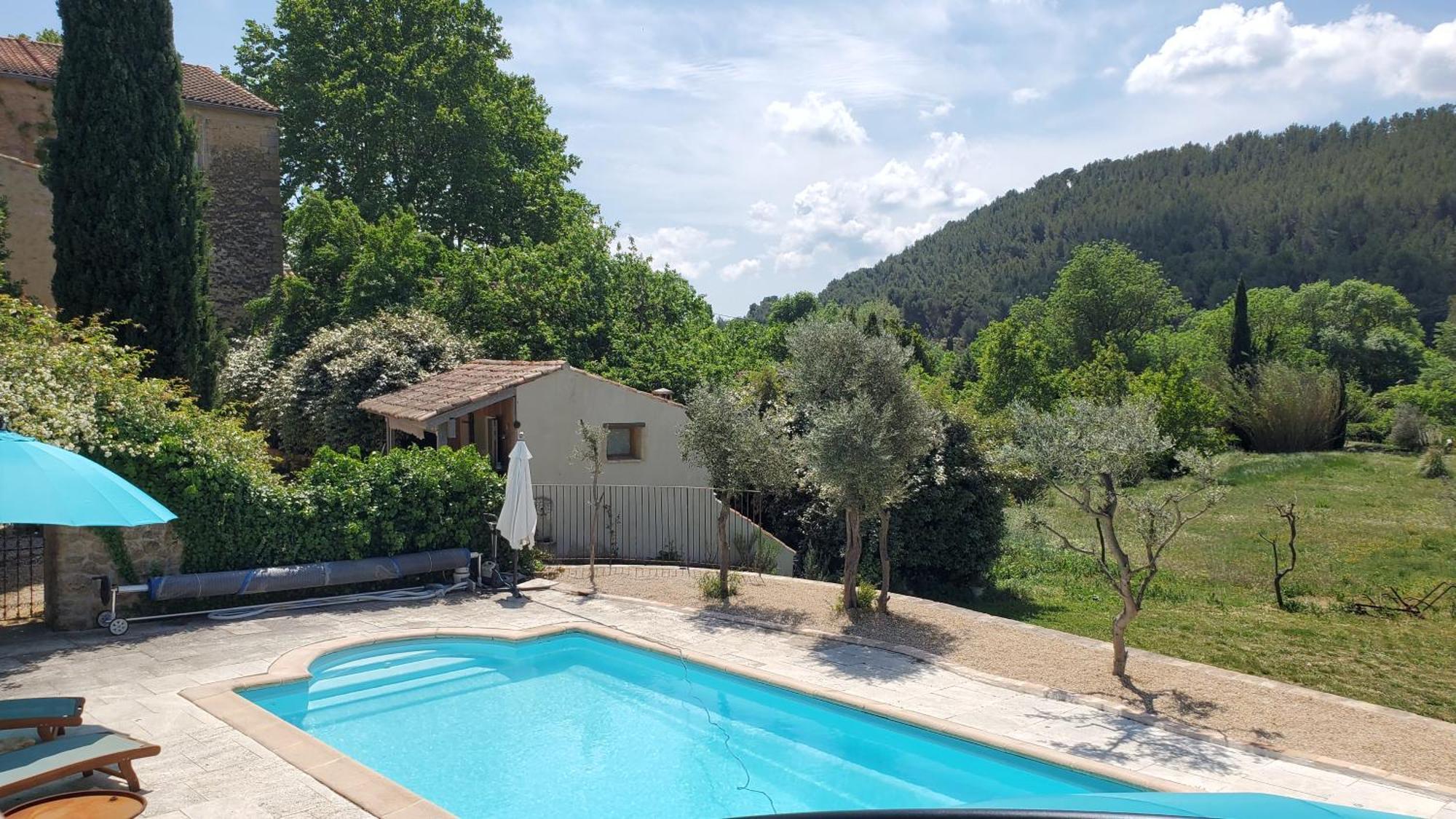 Moulin De Bonfilhon Bed & Breakfast Cornillon-Confoux Luaran gambar