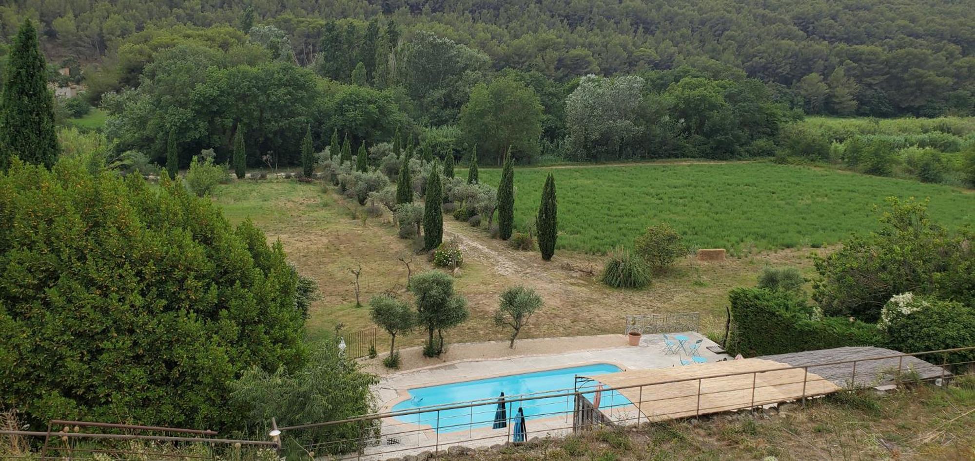 Moulin De Bonfilhon Bed & Breakfast Cornillon-Confoux Luaran gambar