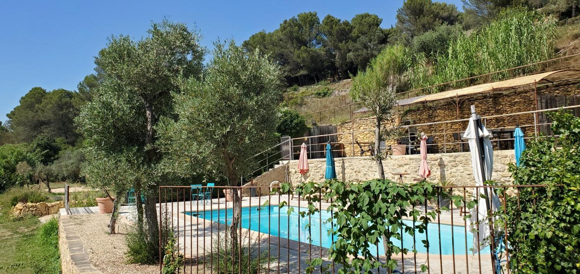 Moulin De Bonfilhon Bed & Breakfast Cornillon-Confoux Luaran gambar